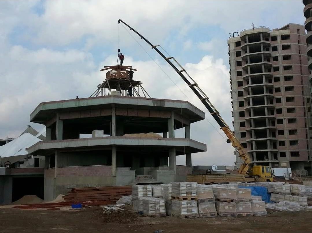 Vinç ile çatı makası montajı